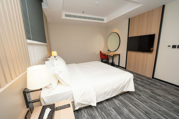 Room 18 of 69