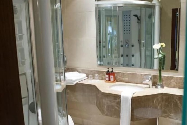 Bath Photo
