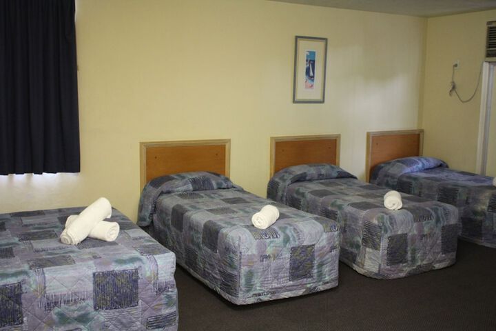 Room 7 of 36