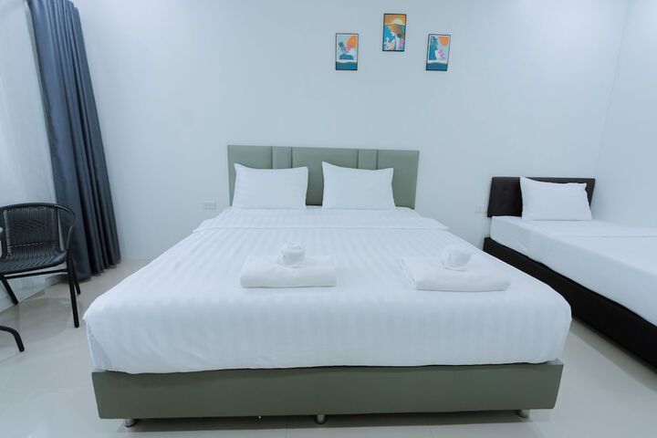 Room 7 of 23