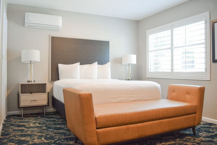 Room 21 of 44