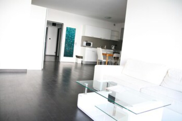 Room 75 of 275