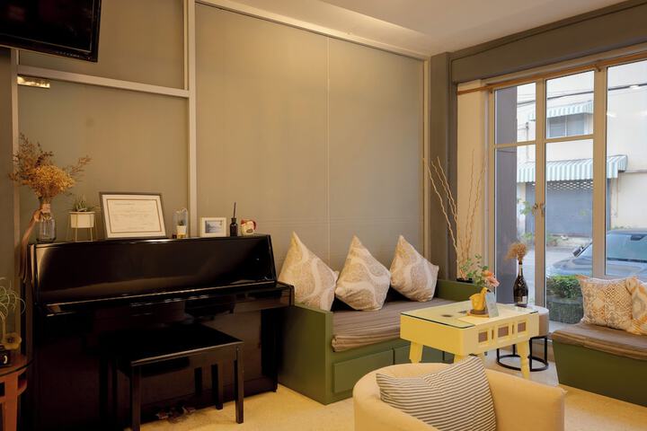 Hotel Interior 6 of 313