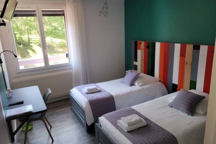 Room 28 of 61