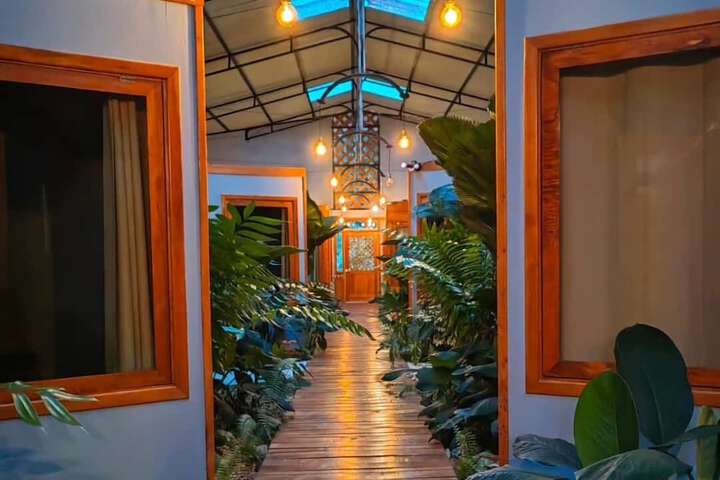 Hotel 4 of 71