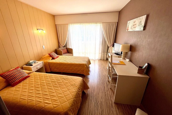 Room 47 of 85