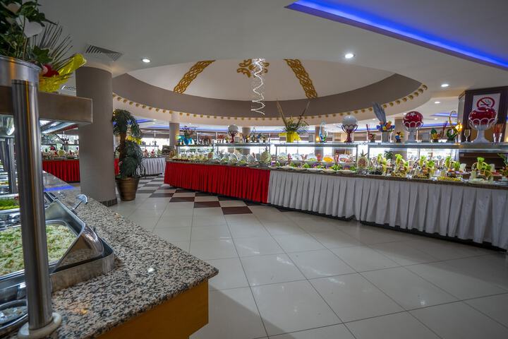 Dining 99 of 172