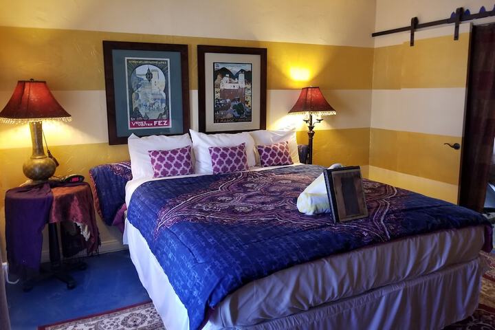 Room 4 of 36