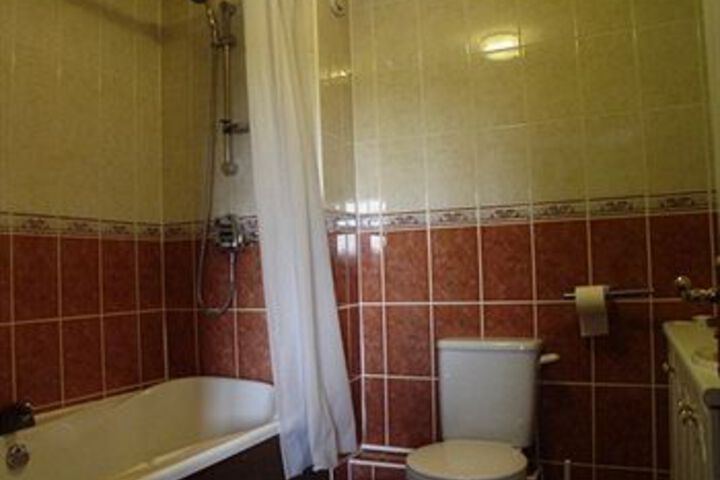 Room 2 of 15