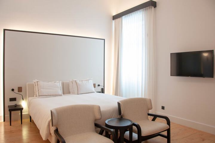 Room 26 of 119
