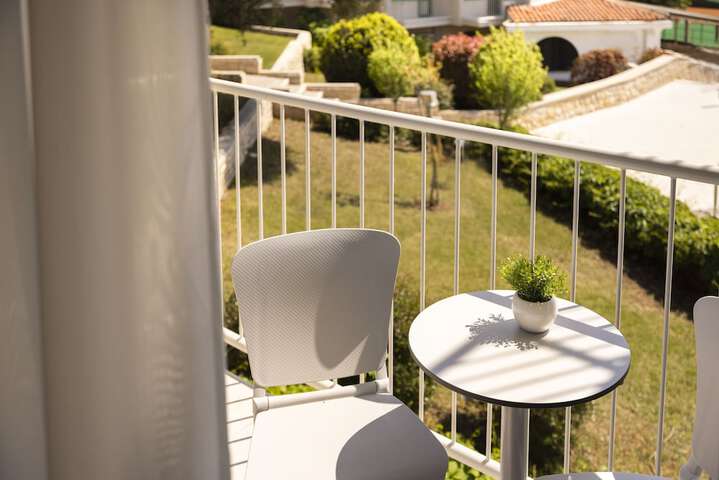 Terrace/Patio 19 of 43