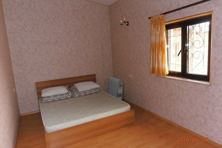 Room 19 of 36
