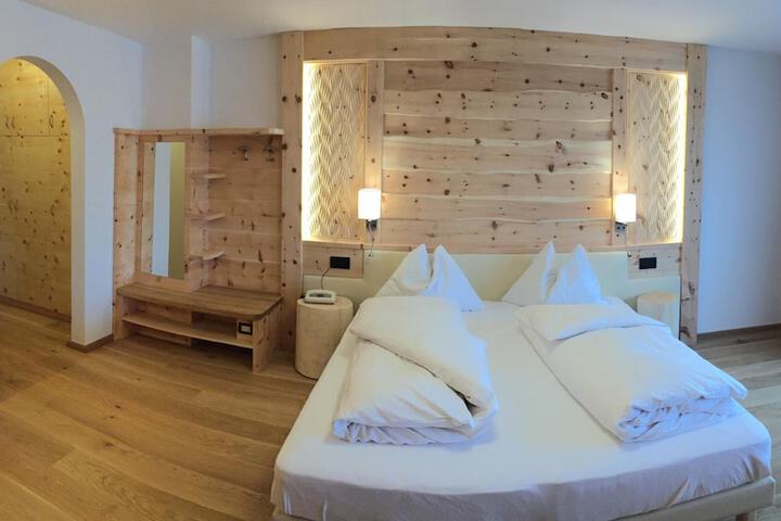Room 10 of 52