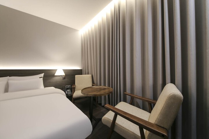 Room 14 of 70