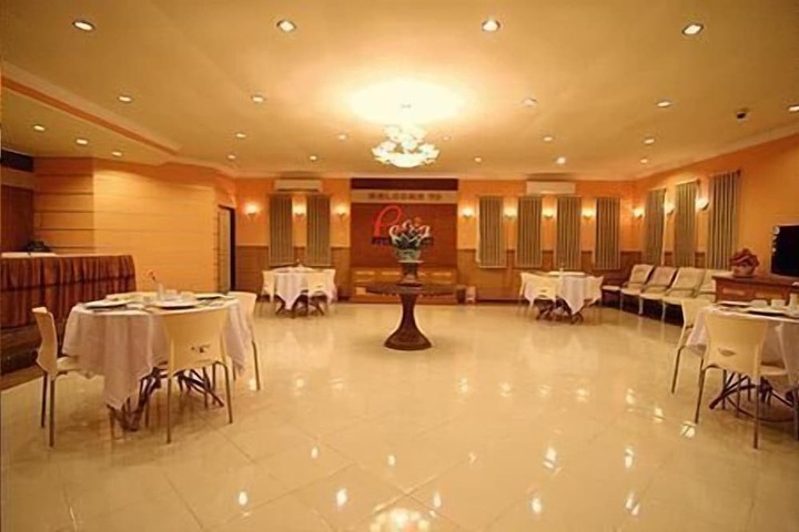 Restaurants