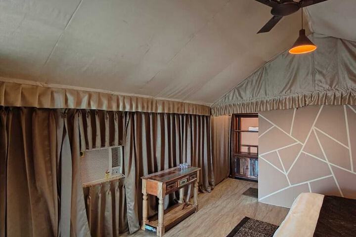 Room 2 of 14