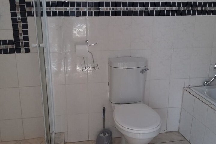 Room 16 of 22