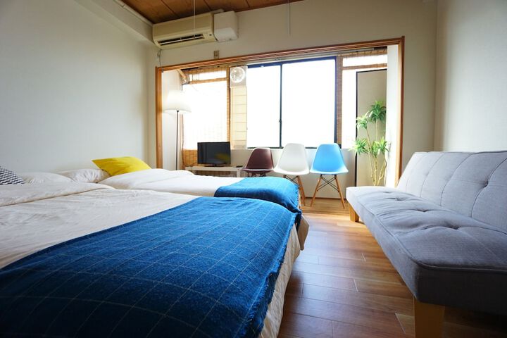 Room 15 of 30