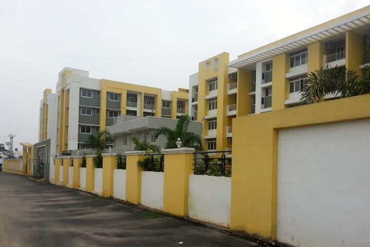 Challenger Residency
