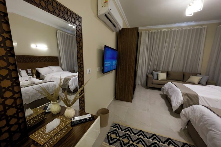 Room 15 of 74