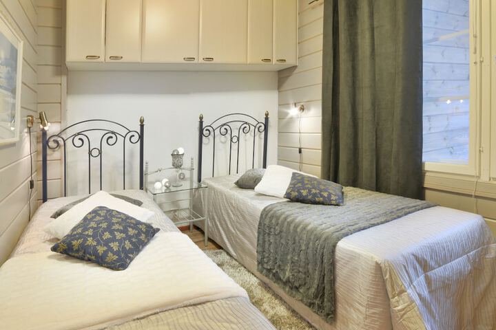 Room 3 of 41