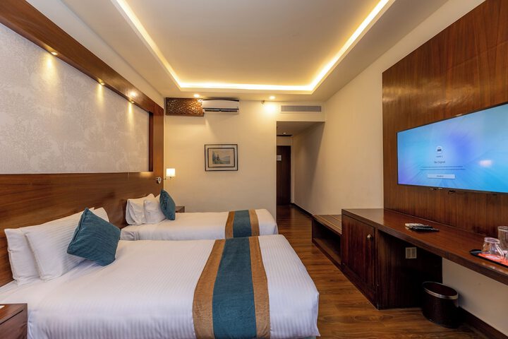Room 27 of 191