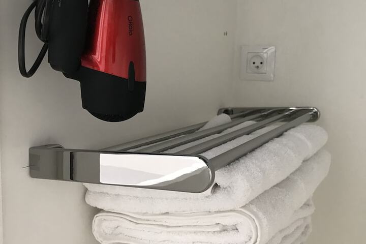 Room 22 of 28