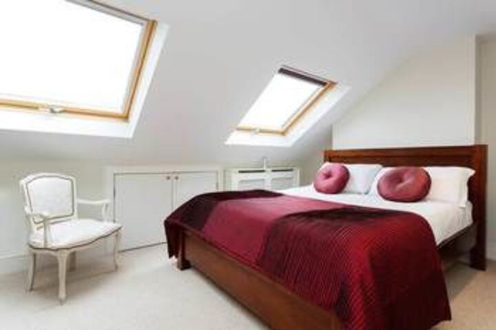 Room 16 of 30