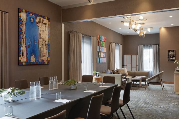 Meeting facility