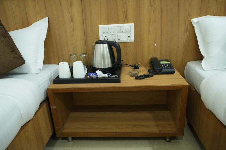 Room 15 of 42