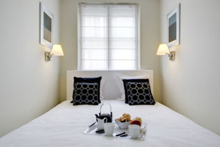 Room 15 of 24
