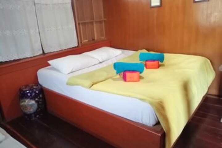 Room 92 of 110