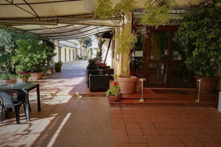 Terrace/Patio 13 of 16