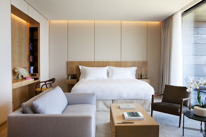 Room 9 of 95