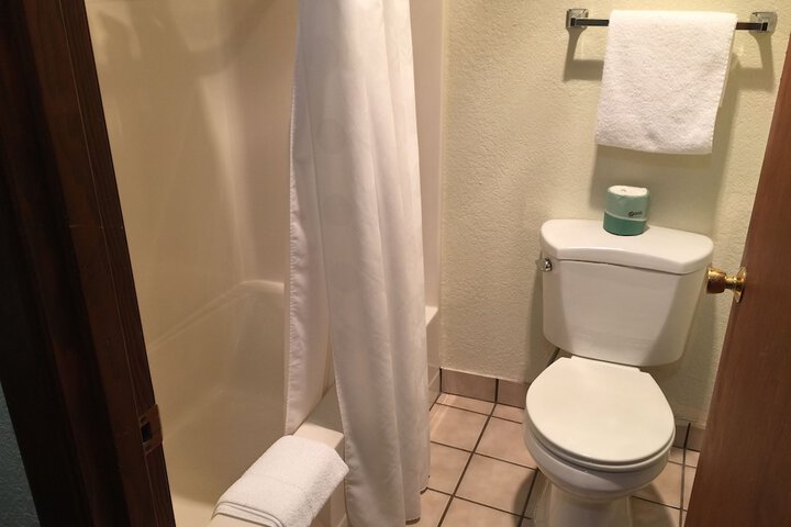 Room 26 of 42