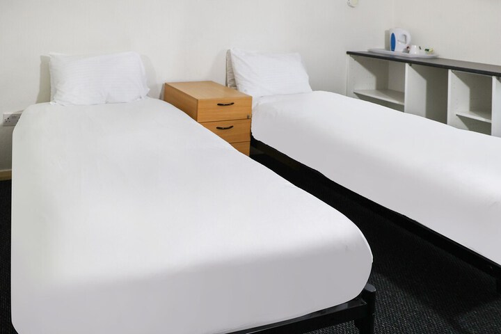 Room 16 of 26