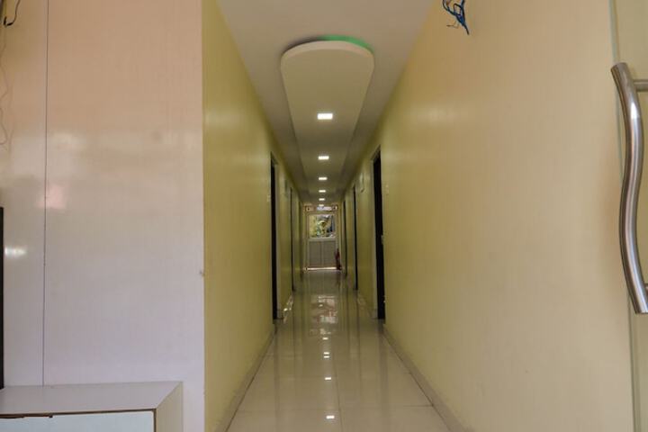 Hotel 4 of 82