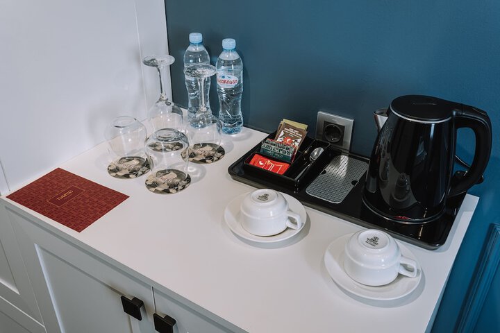 Breakfast/Coffee Service 42 of 98