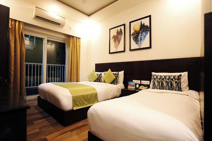 Room 32 of 109