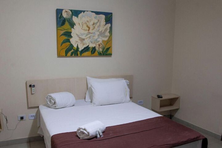 Room 8 of 18