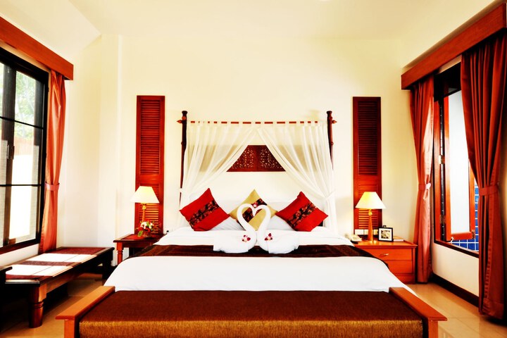 Room 6 of 37
