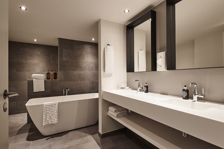 Clean Restrooms