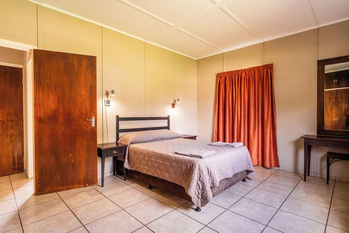 Room 16 of 197