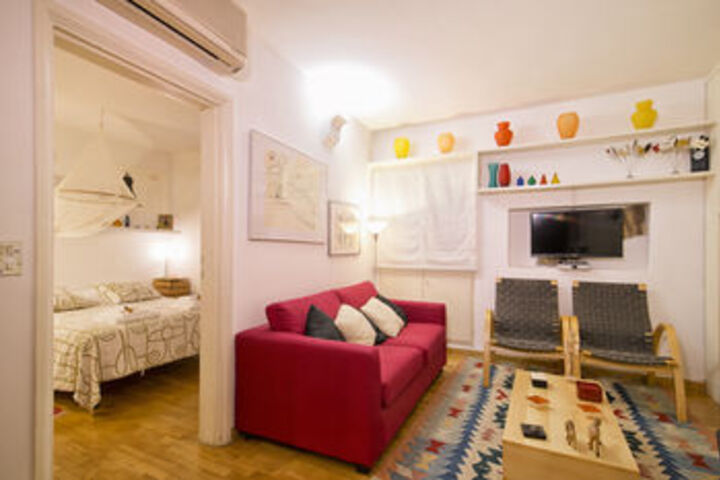 Room 100 of 477