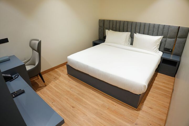 Room 16 of 56