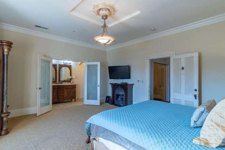 Room 28 of 95