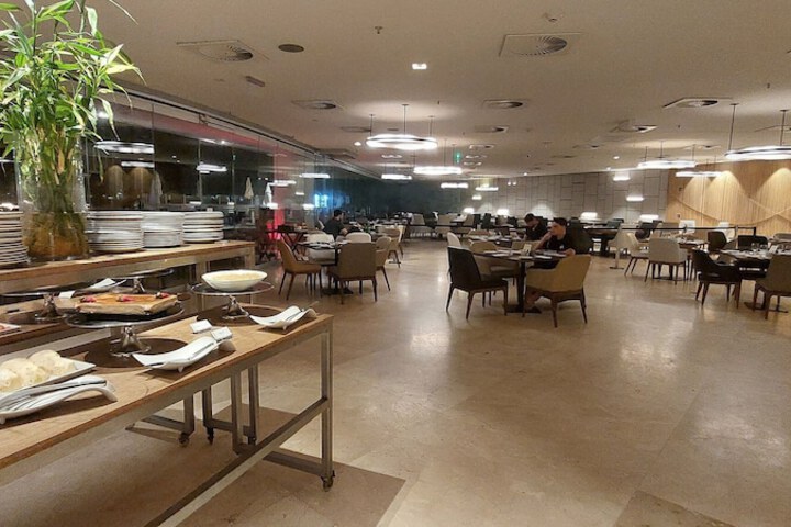 Dining 51 of 73