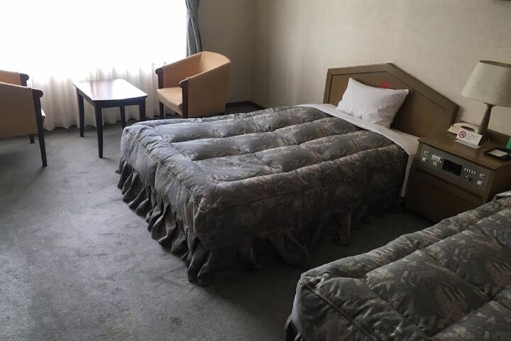 Room 17 of 58