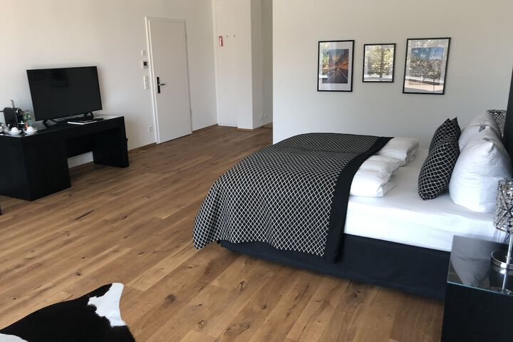 Room 22 of 62