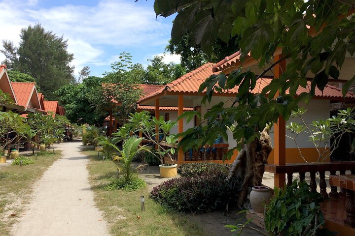 Hotel Exterior 106 of 106